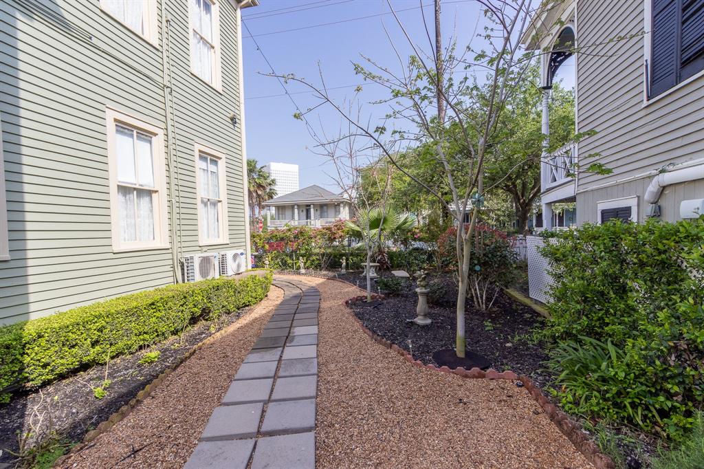 1727 Ball, Galveston, Texas image 20