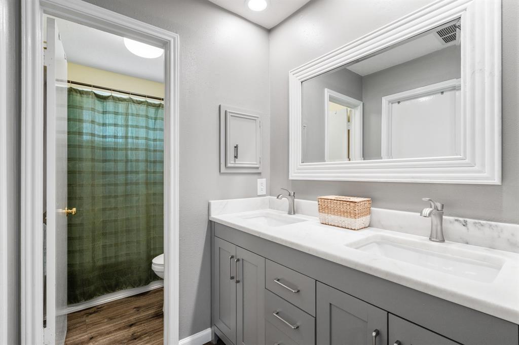 3623 Wells Mark Drive, Humble, Texas image 12