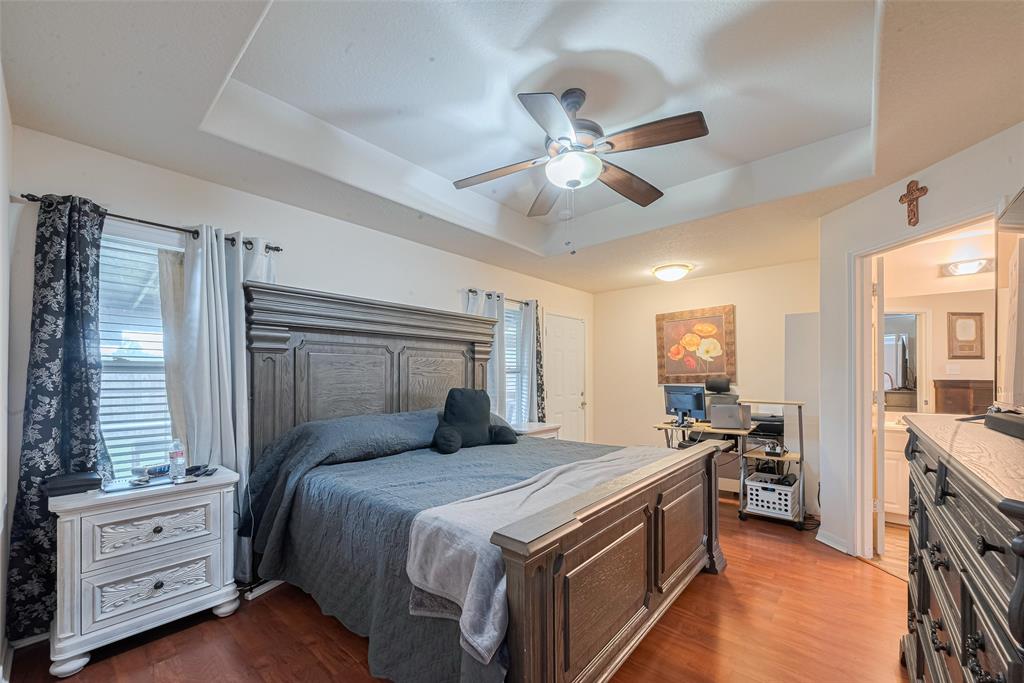 1810 Macondray Drive, Humble, Texas image 25