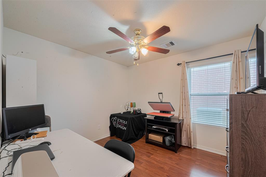 1810 Macondray Drive, Humble, Texas image 14