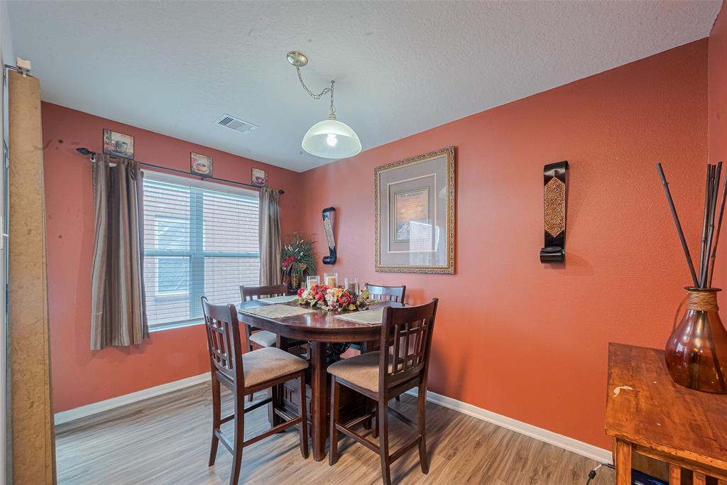 1810 Macondray Drive, Humble, Texas image 12