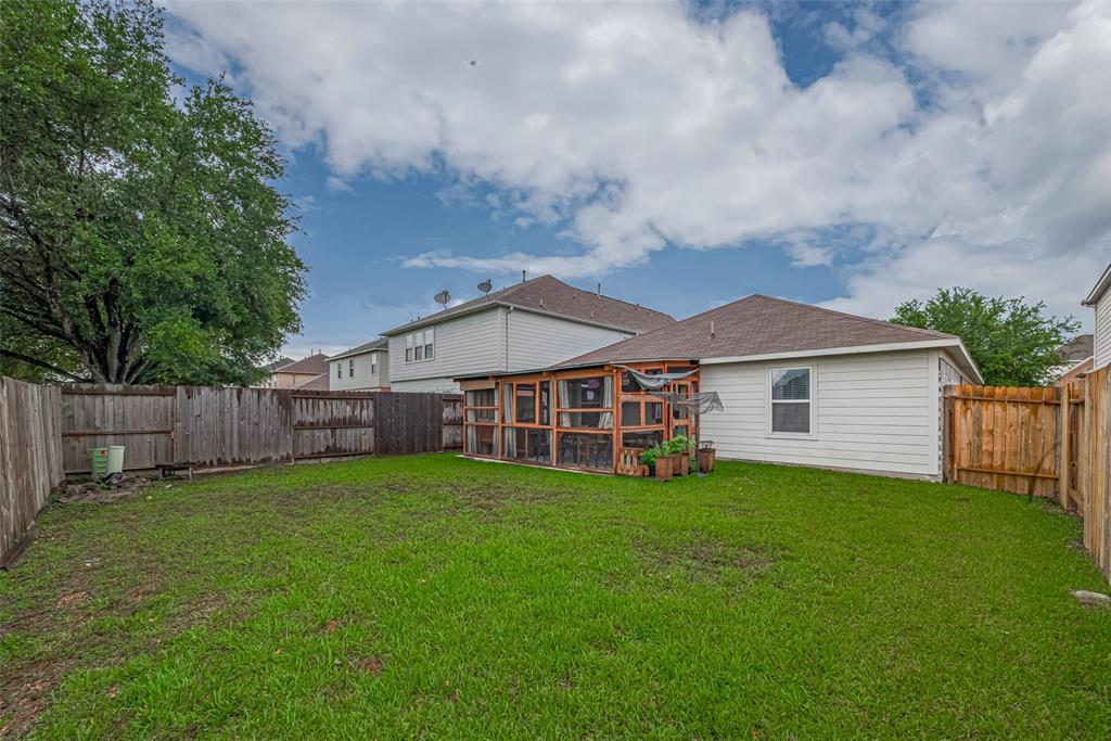 1810 Macondray Drive, Humble, Texas image 30