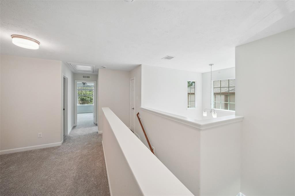 10 Fairlee Court, The Woodlands, Texas image 14