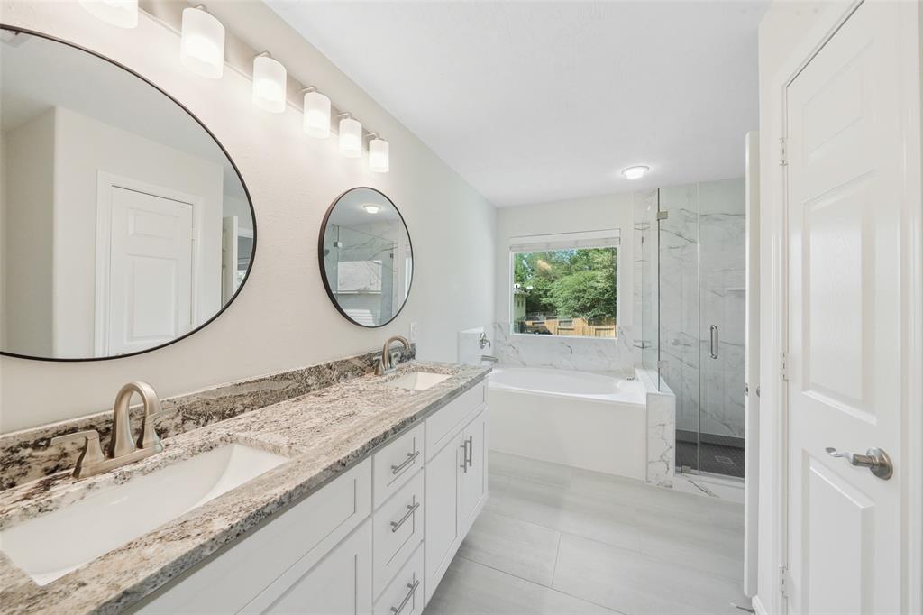 10 Fairlee Court, The Woodlands, Texas image 23