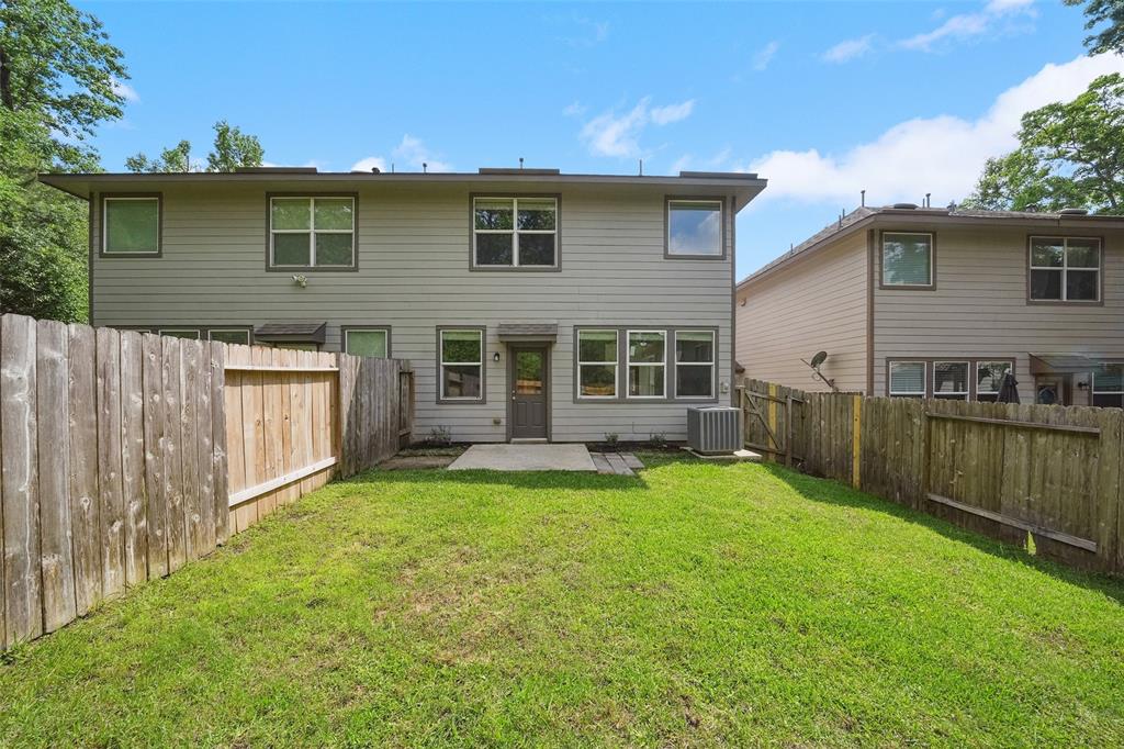 10 Fairlee Court, The Woodlands, Texas image 27