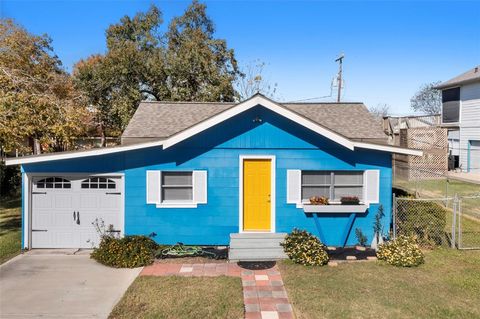 A home in Kemah