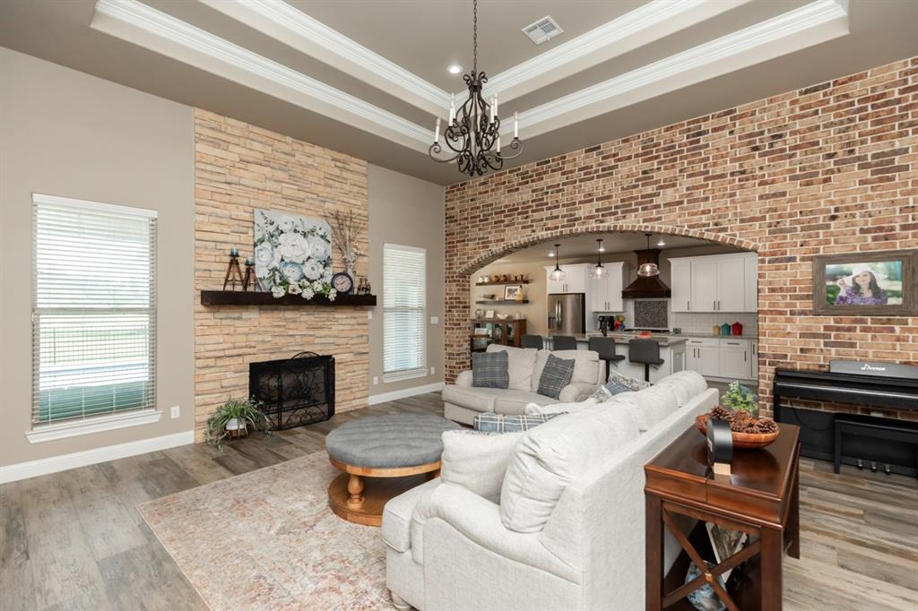 232 Hickory Street, Village Mills, Texas image 5