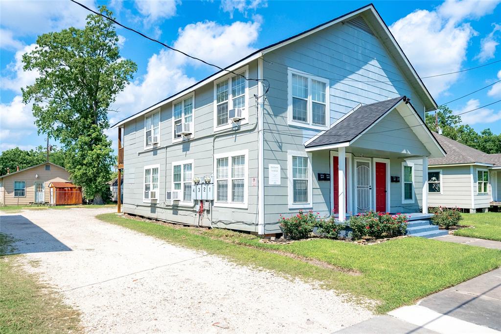 214 W Republic Street 10