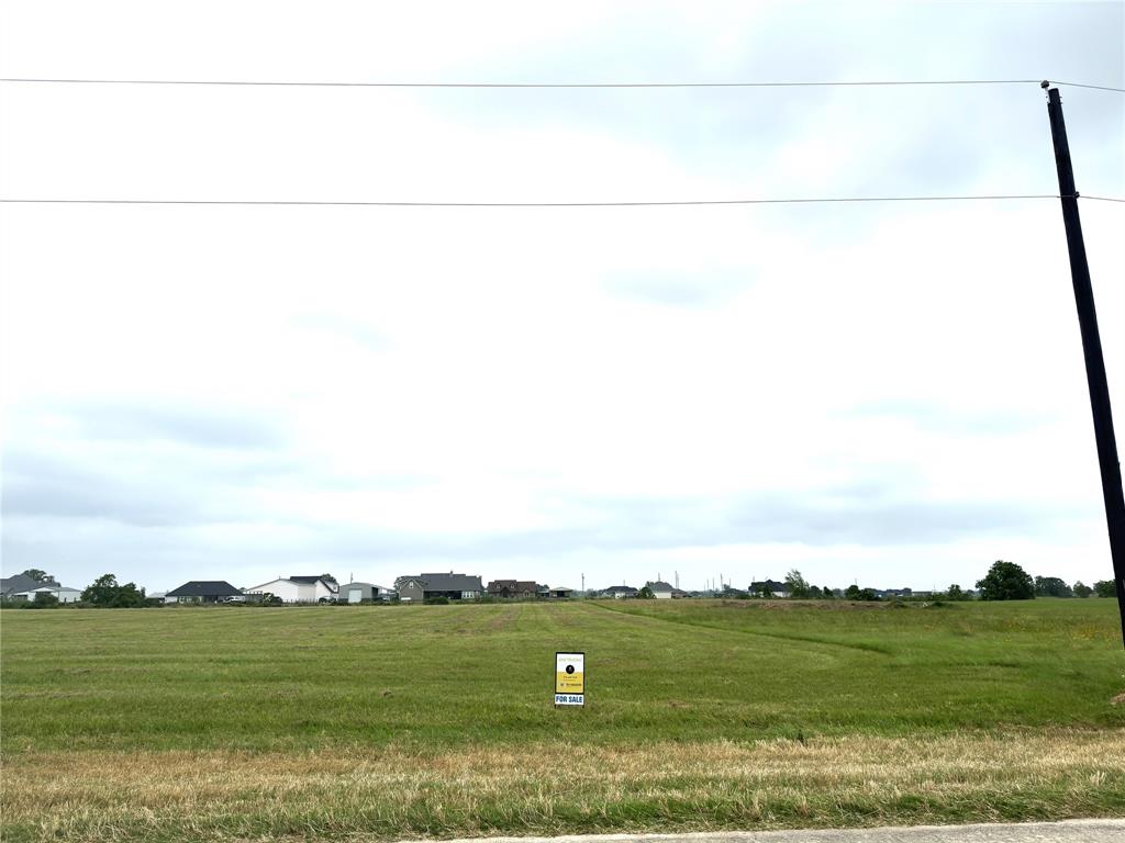 514 Chuckwagon Trail, Angleton, Texas image 7