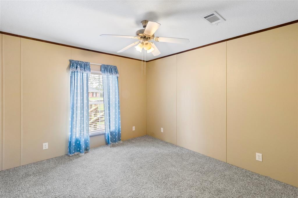 532 County Road 296, Alvin, Texas image 15