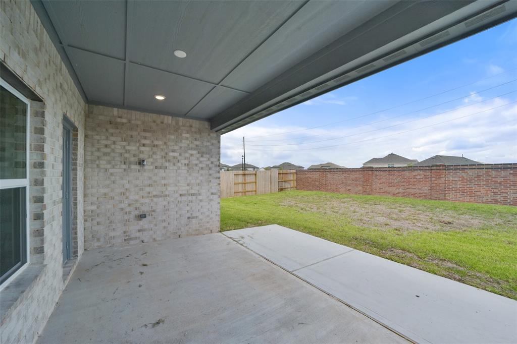 2564 Newport Breeze Drive, Katy, Texas image 33