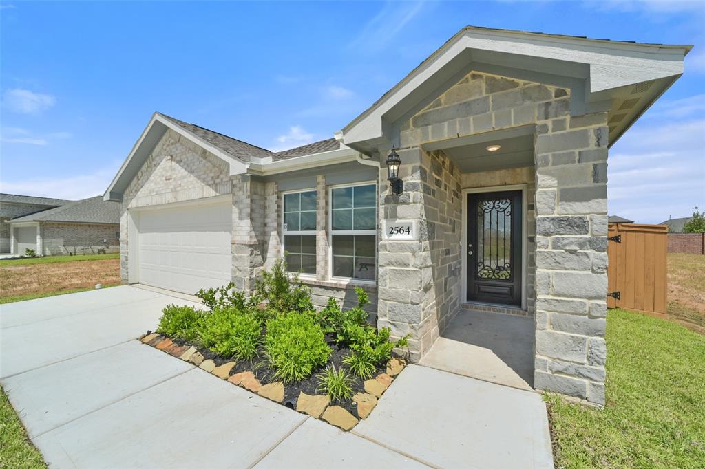 2564 Newport Breeze Drive, Katy, Texas image 7