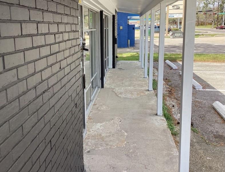 1010 E 1st Street, Humble, Texas image 19