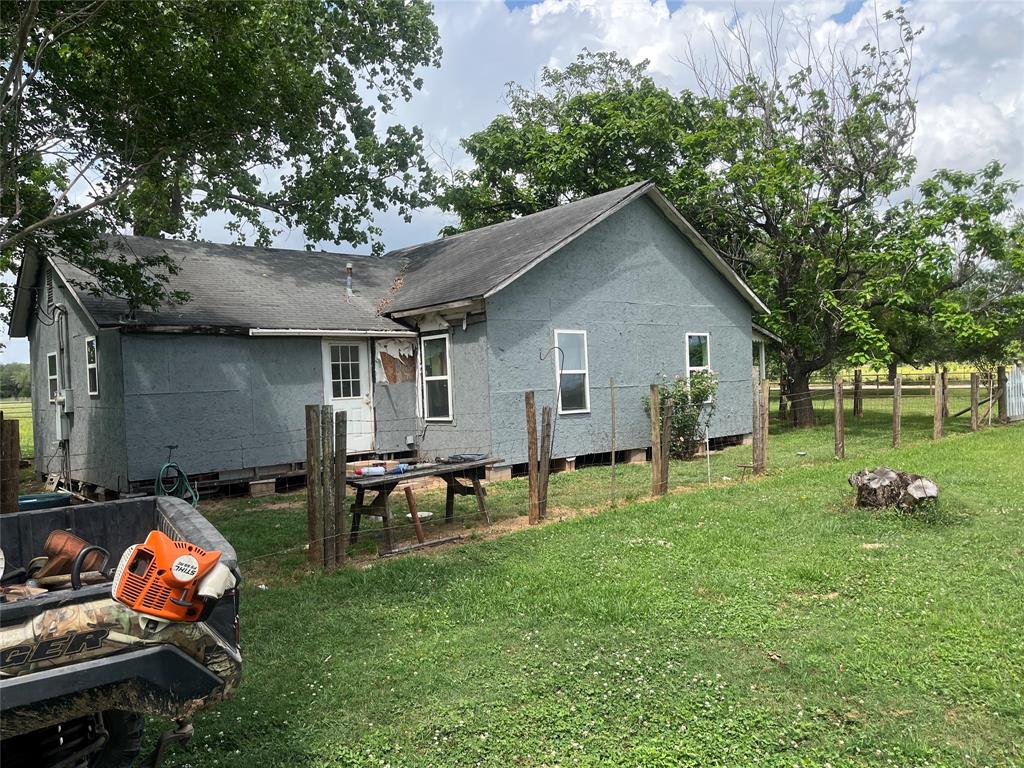 2525 N Bar, Rosenberg, Texas image 5