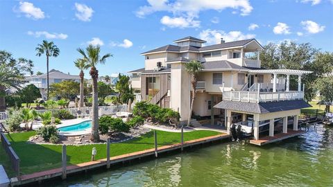 A home in Tiki Island