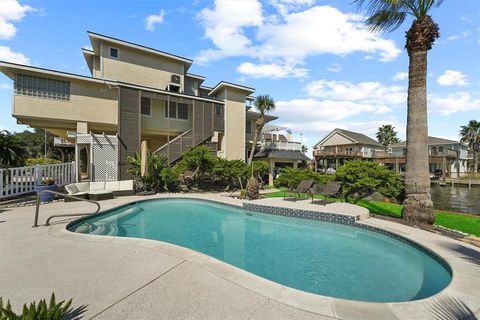 A home in Tiki Island