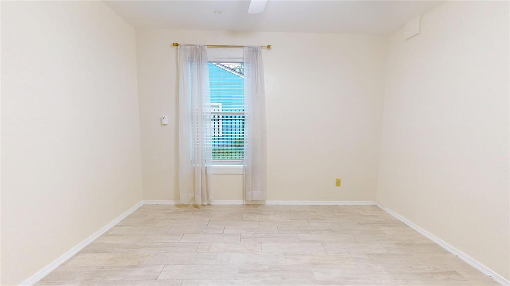 605 S 4th Street, Baytown, Texas image 17
