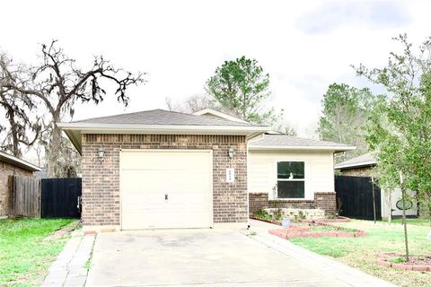 Single Family Residence in Houston TX 8814 Shady Vista Ln Lane.jpg
