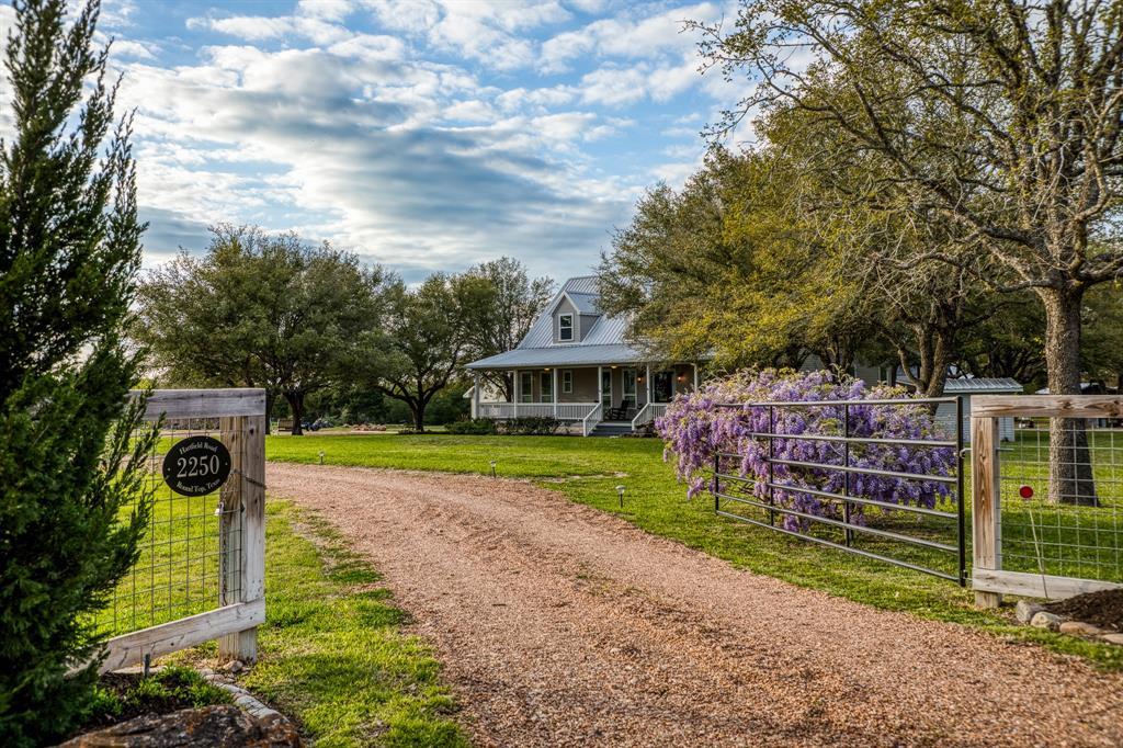 2250 Hartfield Road, Round Top, Texas image 1