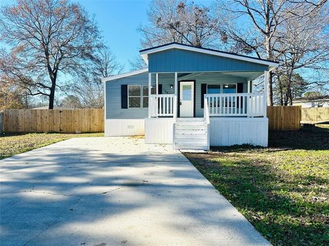 A home in Conroe