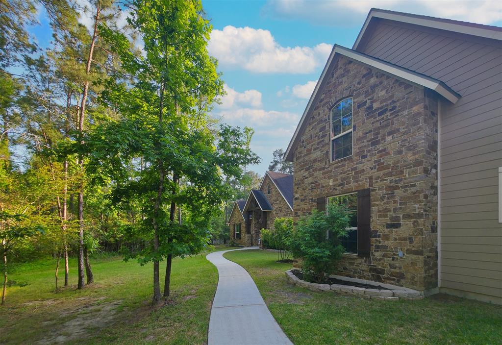 32705 Sunrise Drive, Magnolia, Texas image 3