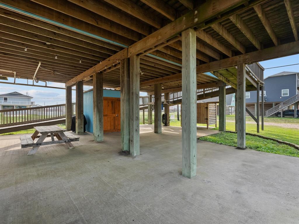 818 Surf Drive, Surfside Beach, Texas image 27
