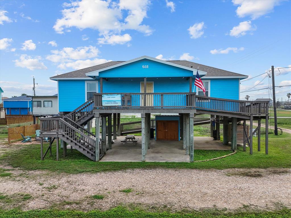 818 Surf Drive, Surfside Beach, Texas image 1