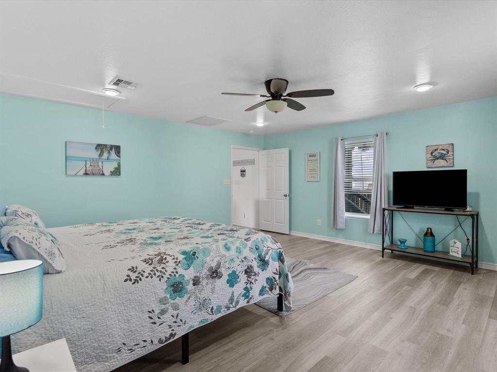 818 Surf Drive, Surfside Beach, Texas image 22