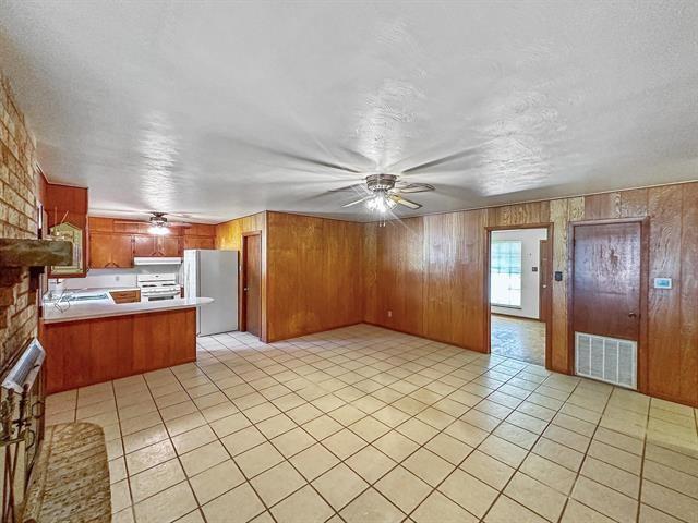 8801 Mitchell Road, Lumberton, Texas image 4