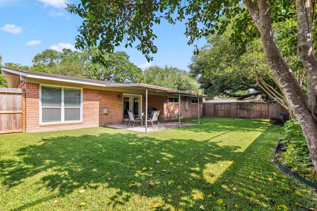 9123 Kapri Lane, Houston, Texas image 3