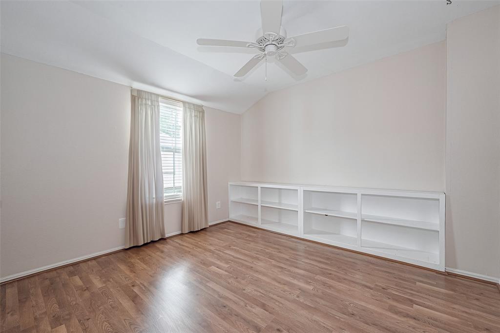 772 Thicket Lane, Houston, Texas image 28