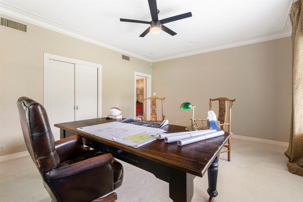 1403 N Thompson Street, Conroe, Texas image 15