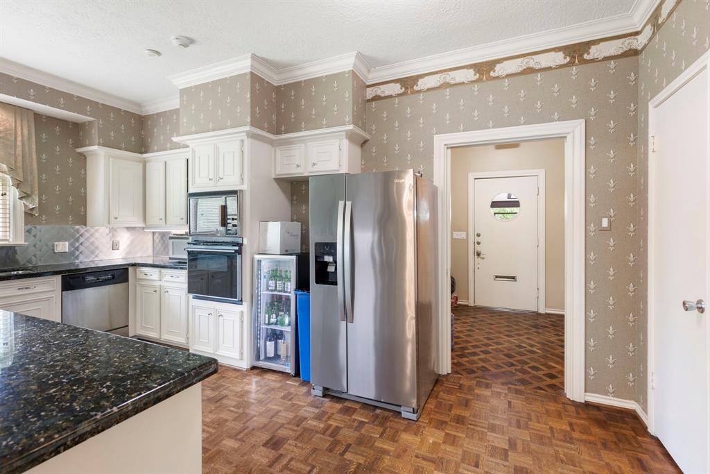 1403 N Thompson Street, Conroe, Texas image 20