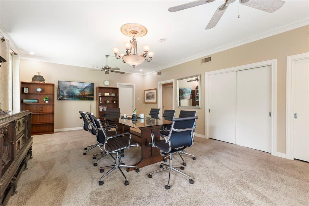 1403 N Thompson Street, Conroe, Texas image 11