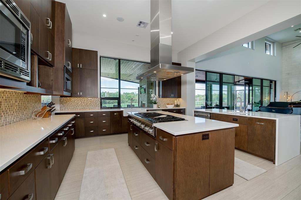 3320 Sycamore Trail, Bryan, Texas image 21
