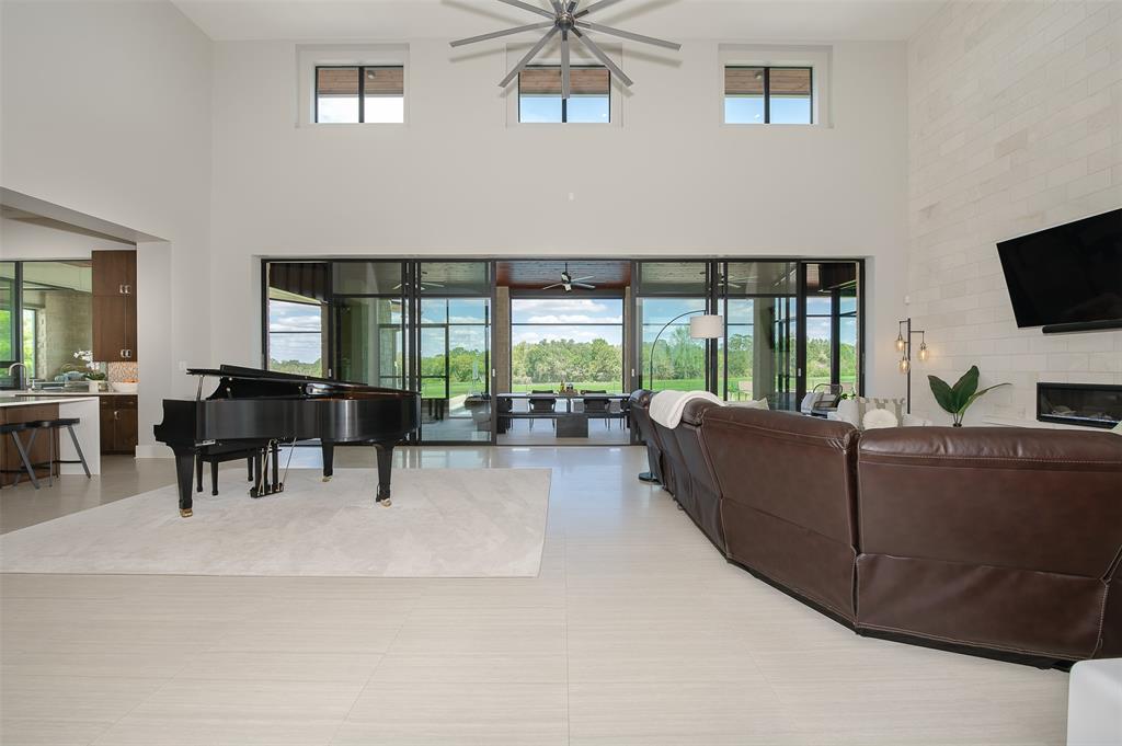 3320 Sycamore Trail, Bryan, Texas image 6