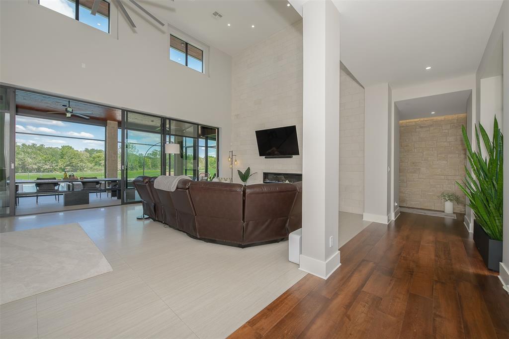 3320 Sycamore Trail, Bryan, Texas image 11