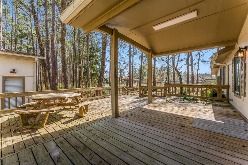 812 Lake Livingston Boulevard, Livingston, Texas image 4