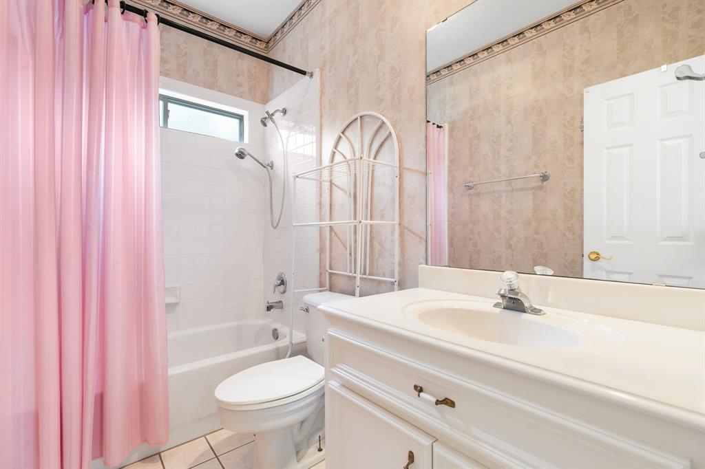 18107 Hampton Oak Drive, Spring, Texas image 23