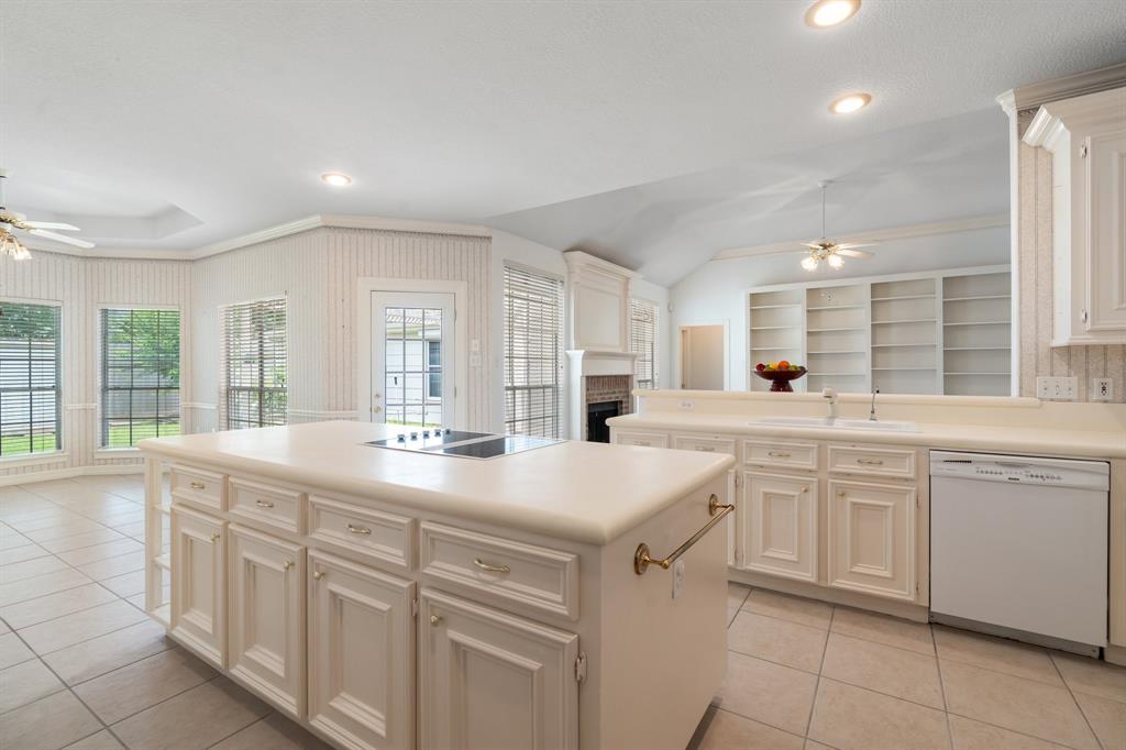 18107 Hampton Oak Drive, Spring, Texas image 13