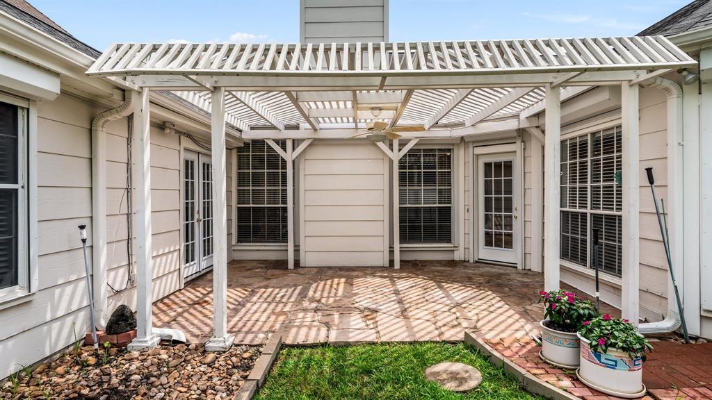 18107 Hampton Oak Drive, Spring, Texas image 37
