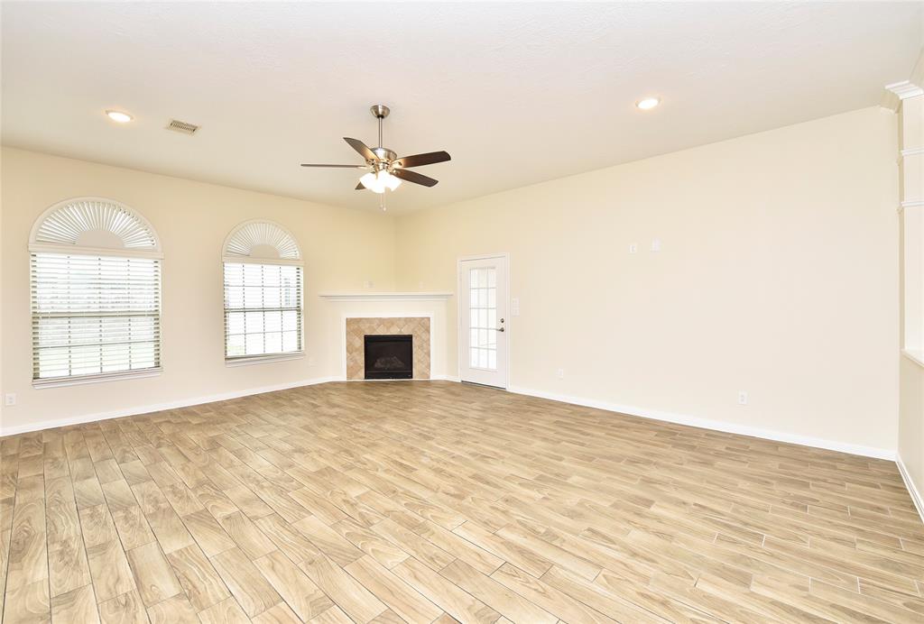2402 Quartzsite Street, League City, Texas image 10