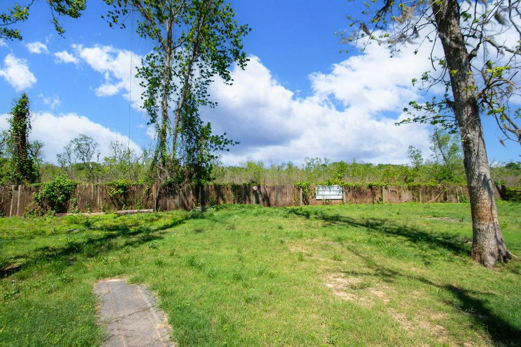 400 Pecan Estates Road #C616R, Angleton, Texas image 14