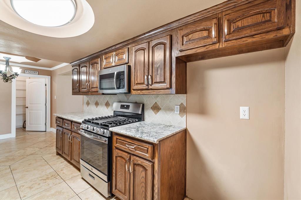 400 Pecan Estates Road #C616R, Angleton, Texas image 47