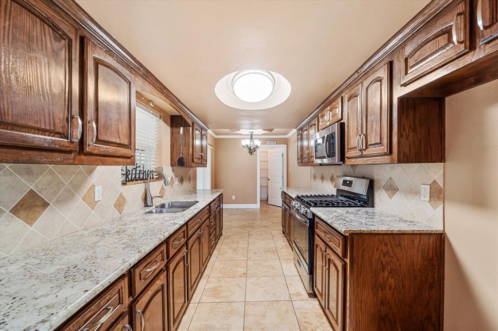 400 Pecan Estates Road #C616R, Angleton, Texas image 45