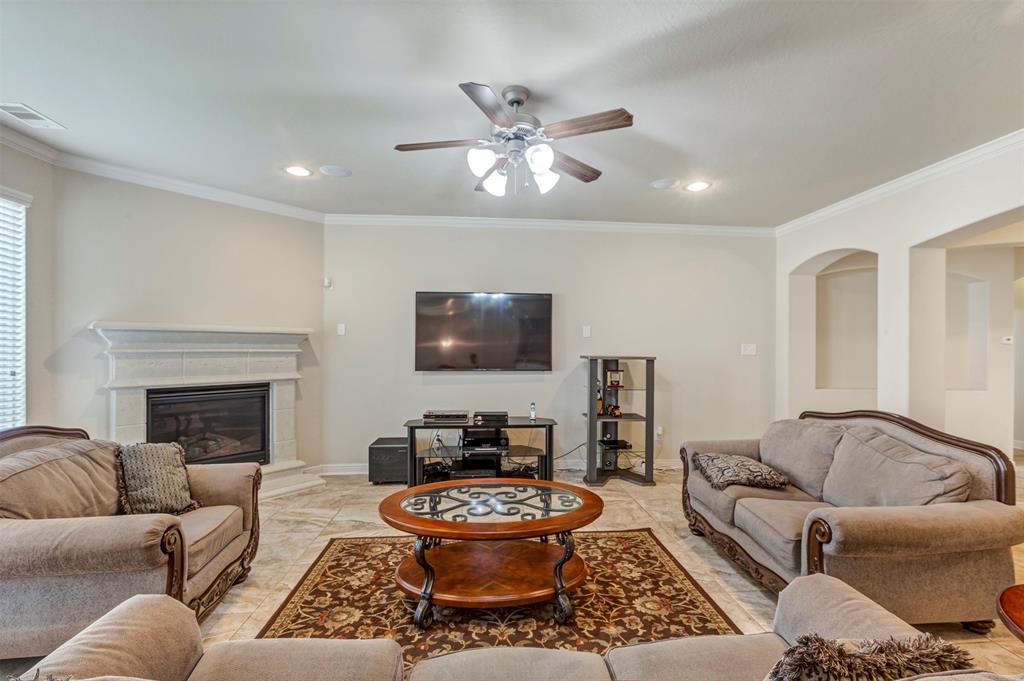 24515 Flora Meadow Drive, Spring, Texas image 11