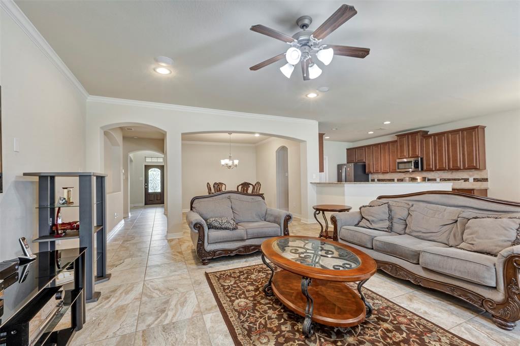 24515 Flora Meadow Drive, Spring, Texas image 13