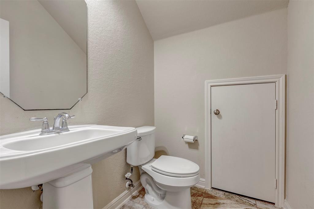 24515 Flora Meadow Drive, Spring, Texas image 19