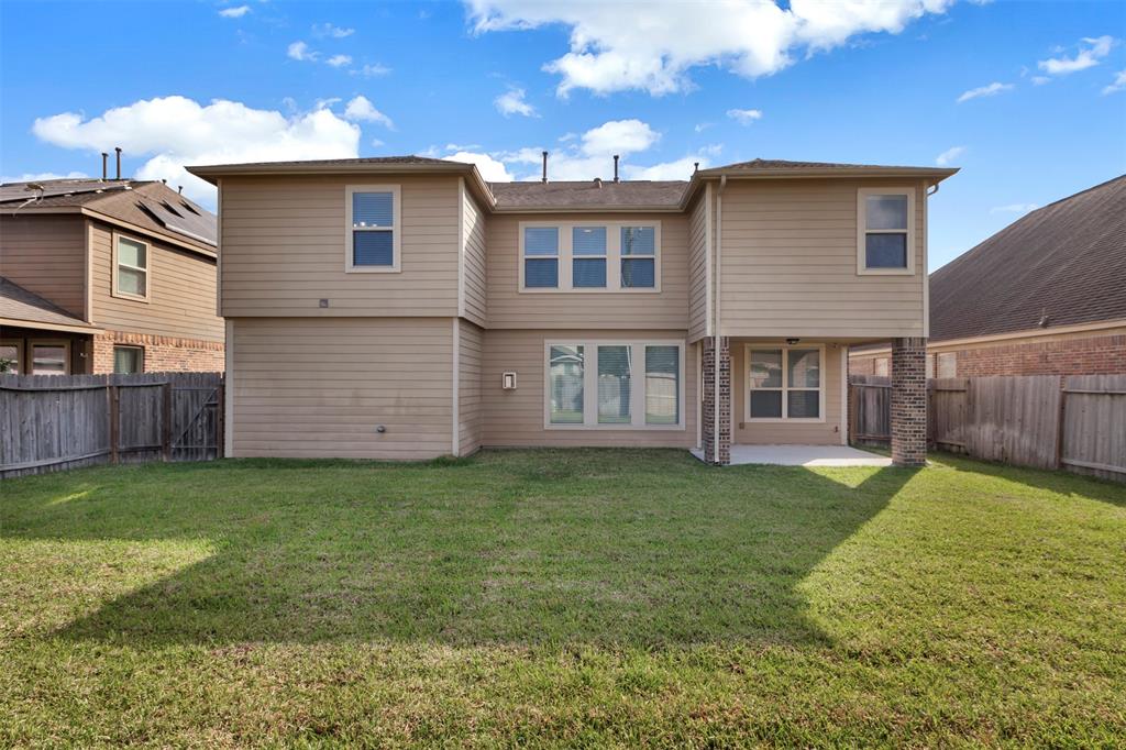 24515 Flora Meadow Drive, Spring, Texas image 2