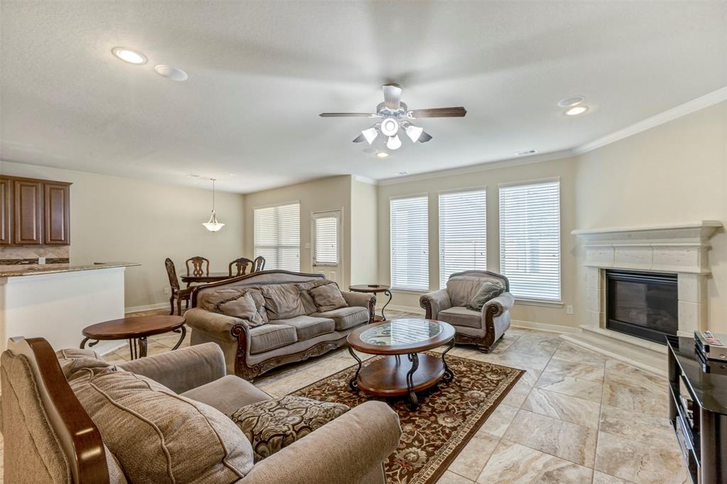 24515 Flora Meadow Drive, Spring, Texas image 10